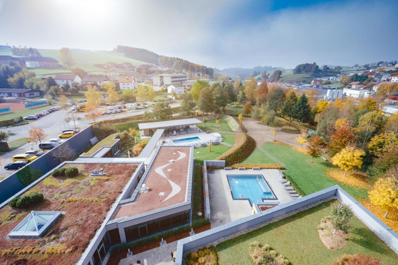 Hotel Lebensquell Bad Zell Bagian luar foto