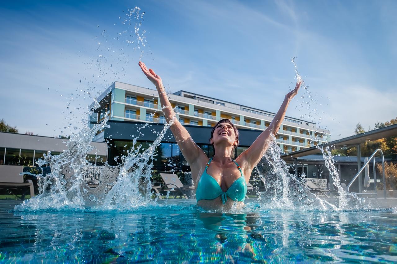 Hotel Lebensquell Bad Zell Bagian luar foto